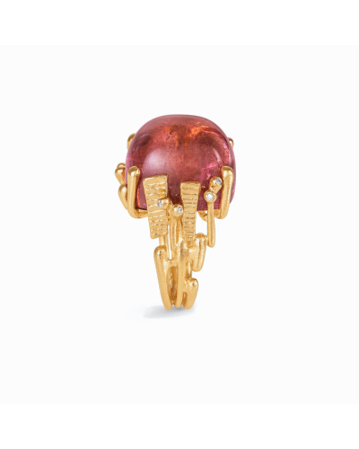 Ole Lynggaard Copenhagen Ring Large in Gold with Cerise Tourmaline and Diamonds (watches)